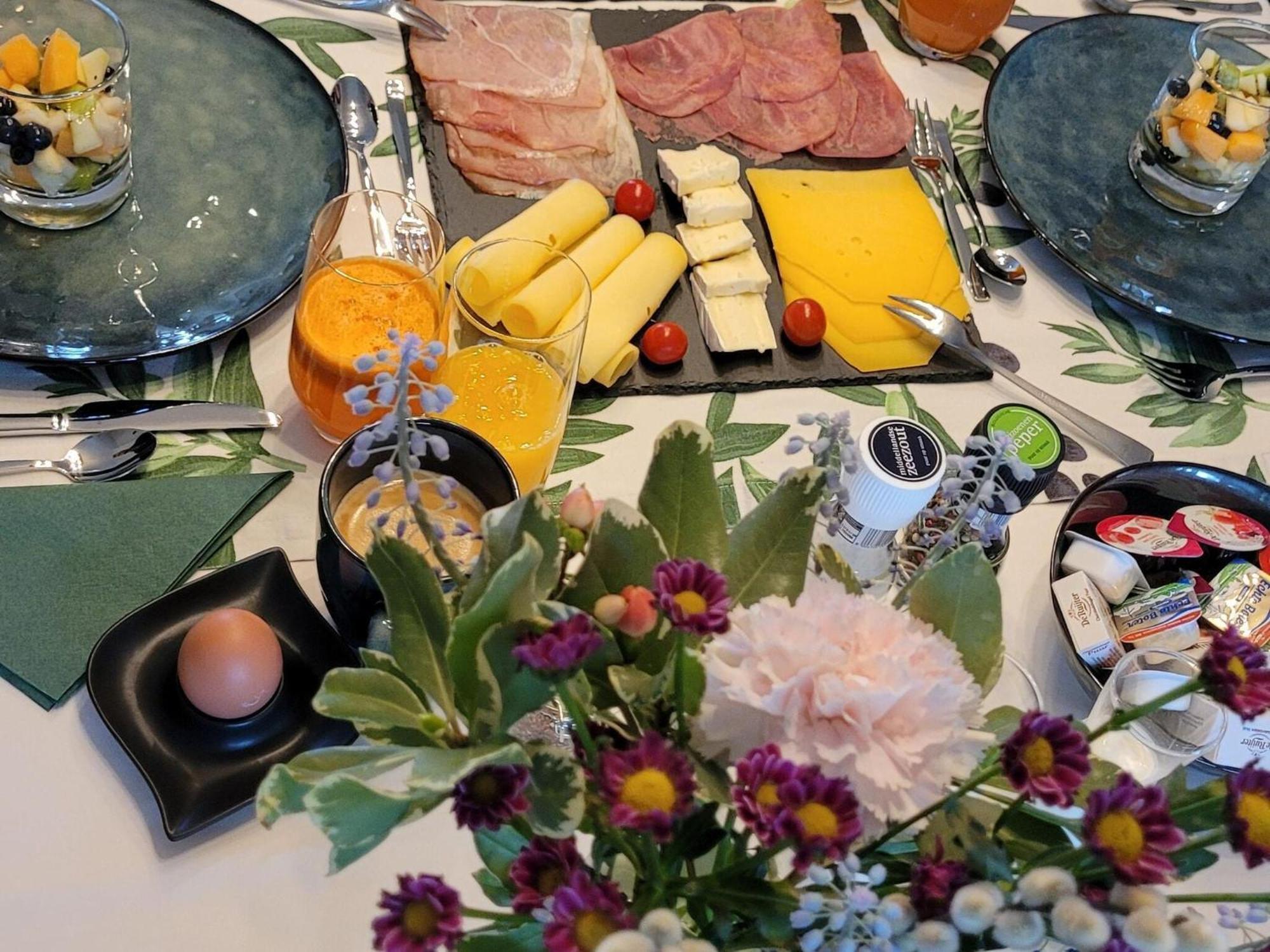 B&B Villa In Overloon With Garden 외부 사진